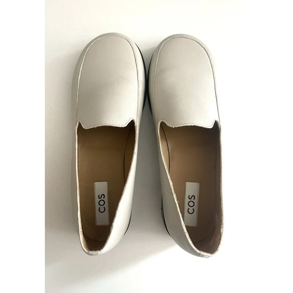 COS Women's Leather Moccasin‎ Loafers Minimalist Chic Preppy Quiet Luxury Sz 8